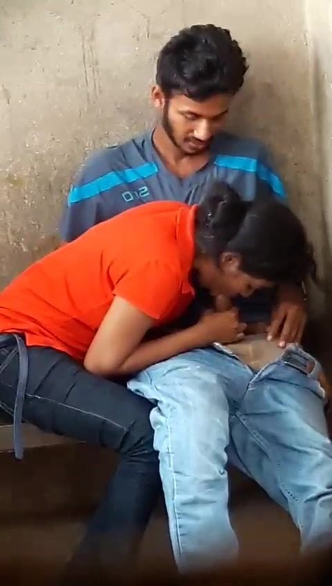 
                                          Khulle mai sex karte young lover ka desi hidden cam sex
                                      