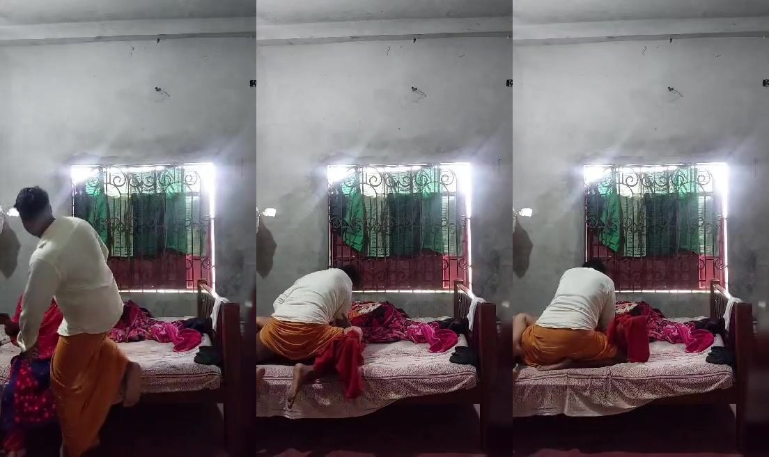 
                                          Pados wali bhabhi ko choda bhabhi ke ghar jaake
                                      