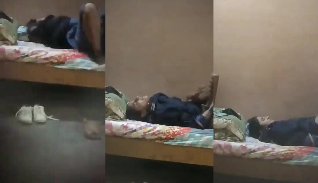 
                                          Virgin college girl ki chudai karta ladki ka uncle
                                      