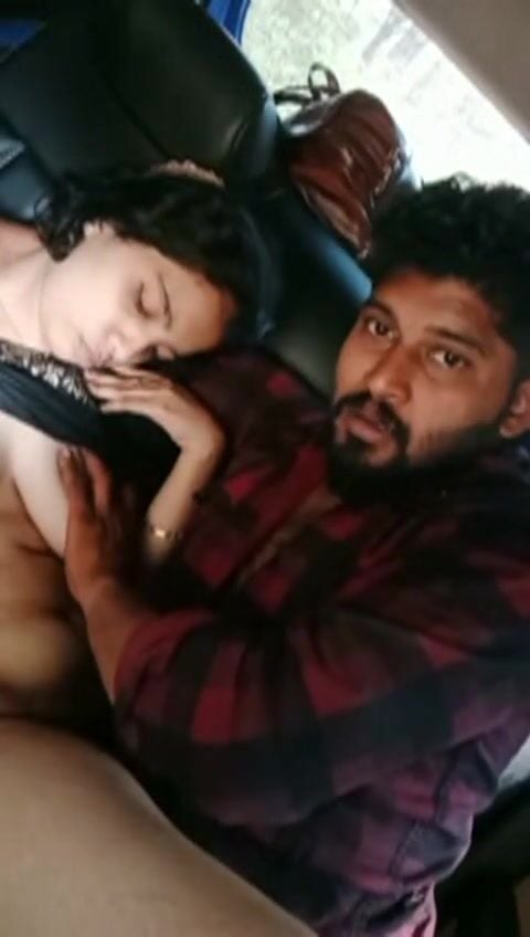 
                                          Car k backseat mai cute gf ko lund chusaake chodne ka desi car sex
                                      