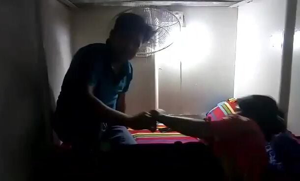 
                                          Pati patni ki chudai ka desi homemade sex video
                                      