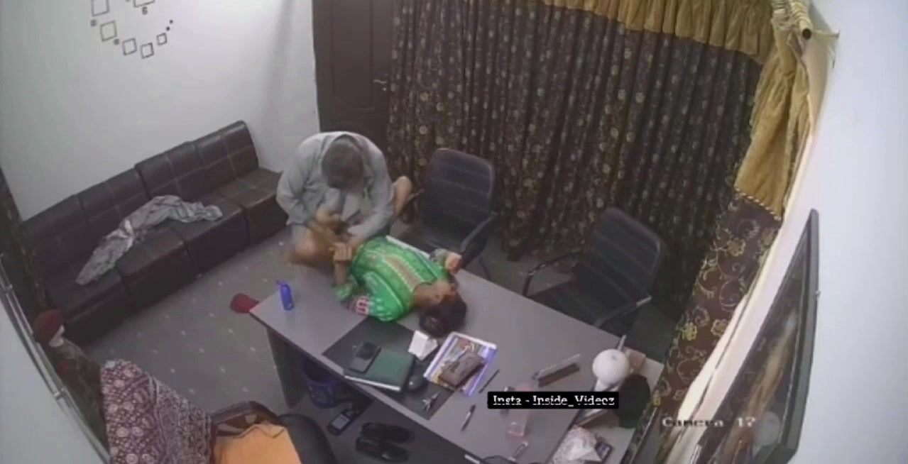 young secretary ko choda indian office sex